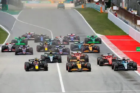 Hôtel 4* + Billet Formule 1 - Circuit de Barcelona-Catalunya en hôtel barcelone Espagne
