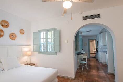 Hôtel Apartamentos Suites Santa Cruz seville ESPAGNE