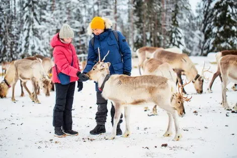 vol+hotel Sejour Club Jumbo Santa's Hotel Tunturi Laponie (demi-pension, activités incluses) 3* Finlande Ivalo