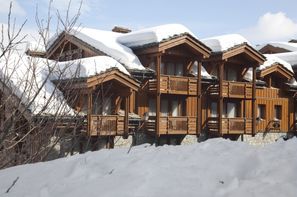 France Alpes-Courchevel, Résidence avec services Pierre & Vacances Premium Les Chalets du Forum