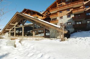 France Alpes-Meribel, Résidence avec services Pierre & Vacances Premium Les fermes de Méribel