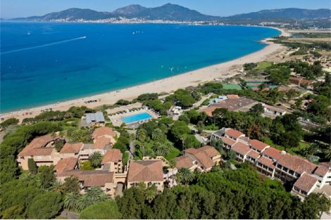 France Corse-Ajaccio, Club Club Marina Viva 3*