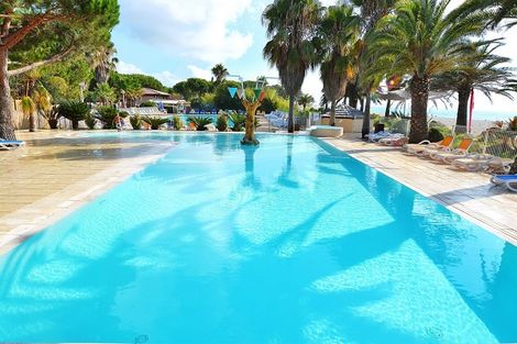 France Corse-Bastia, Club NAYA CLUB CORSE 3*