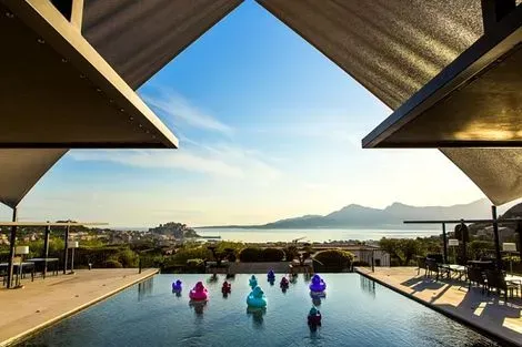 France Corse-Calvi, Hôtel La Villa 5*