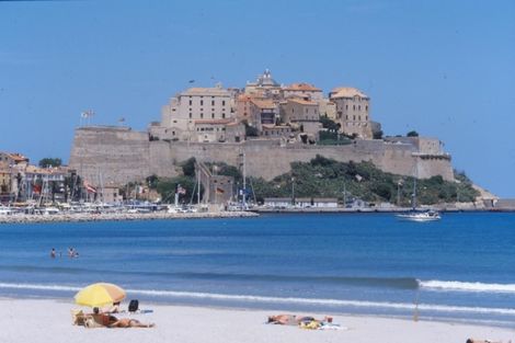 France Corse-Calvi, Hôtel Calvi 3*