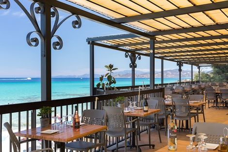 France Corse-Calvi, Club Joseph Charles - avec transport 3*