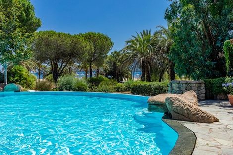 France Corse-Figari, Résidence hôtelière Paese Serenu 3*