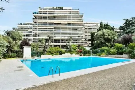 Résidence locative Le Tanit - Maeva Sélection antibes France