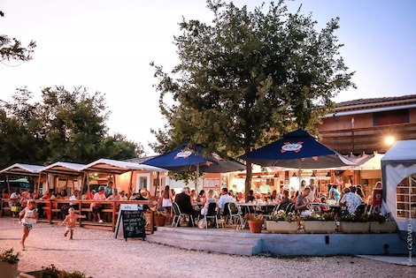 Flower Camping l'Epi Bleu banon France