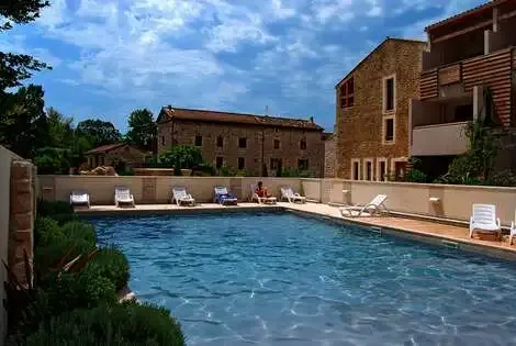 Résidence locative Lagrange Vacances La Closerie barjac France