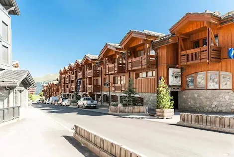 Résidence locative Pierre & Vacances Premium Les Chalets du Forum courchevel France