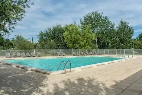 Résidence hôtelière Sun Hols Les Rives du Lac jonquerettes France