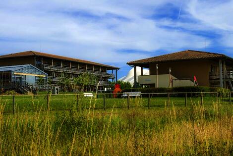 Résidence hôtelière Pierre & Vacances Résidence Les Rives de la Seugne jonzac France