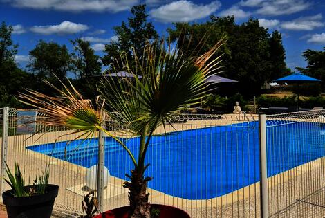 Camping l'Eau Vive les_eglisottes_et_chalaures France