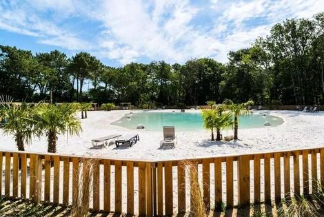 Camping Les Couleurs de la Coubre les_mathes France