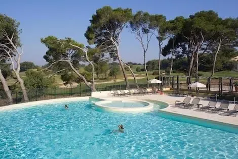 Résidence hôtelière Résidence Provence Country Club lislesurlasorgue France