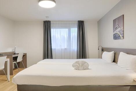 Appart'Hôtel Paris Quai de Marne - Vacancéole nogent_sur_marne France