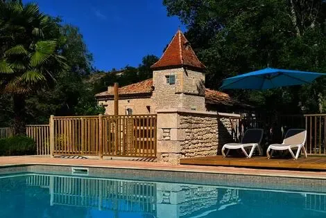 Camping Des Arcades saintpantaleon France