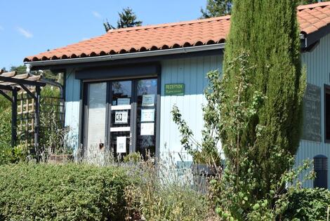 Camping De La Belle Etoile st_bonnet_le_chateau France