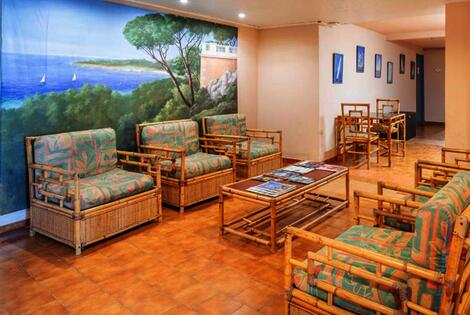 Résidence hôtelière Pierre & Vacances Résidence Les Jardins de la Côte d'Azur st_mandrier_sur_mer France