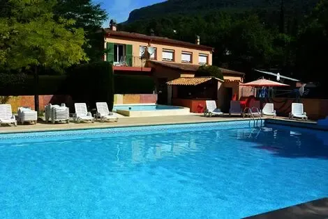 Camping Les Rives du Loup tourrettes_sur_loup France