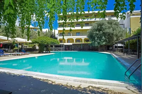 Club Jumbo Miramare athenes Grece