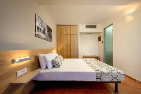 Bungalow vue jardin - Chambre