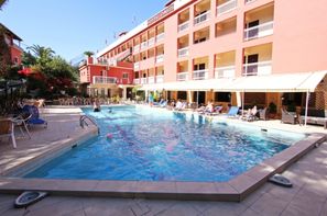 Grece-Corfou, Hôtel Oasis 3*
