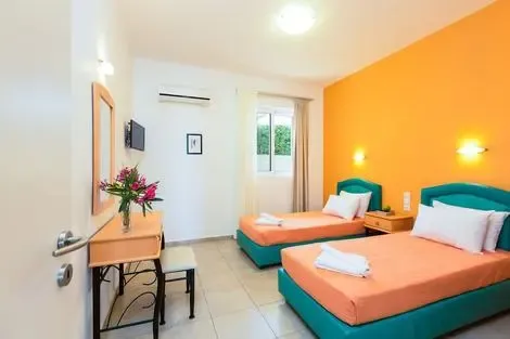 Hôtel Yiannis Apartments sfakaki GRECE
