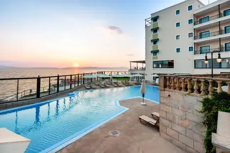 Hôtel Ramada Attica Riviera vravrona Grece