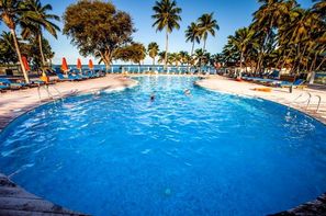 Guadeloupe-Pointe A Pitre, Hôtel Fort Royal 3*