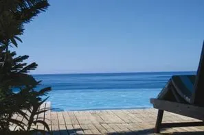 Guadeloupe-Pointe A Pitre, Hôtel Le Rayon Vert