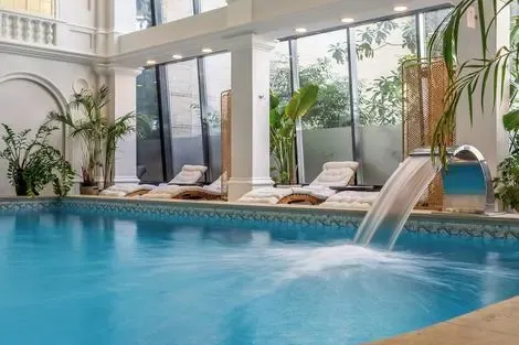 Hôtel Queen's Court Hotel budapest HONGRIE