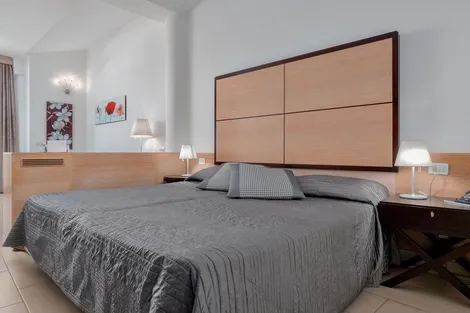 Hôtel The Pelican Beach Resort & Spa localita_pittulongu_olbia ITALIE