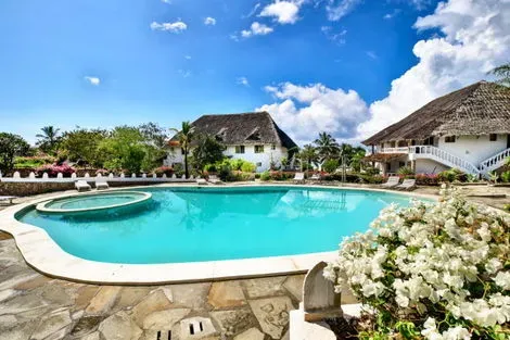 vol+hotel Sejour OCLUB EXPERIENCE JACARANDA BEACH RESORT 4* Kenya Mombasa