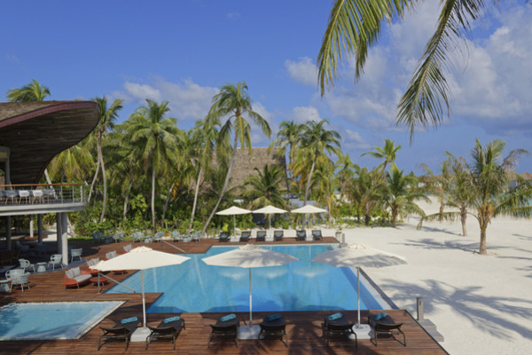 Maldives : Hôtel Outrigger Maafushivaru