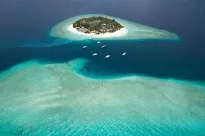 Maldives-Male, Hôtel Malahini Kuda Bandos Resort 4*