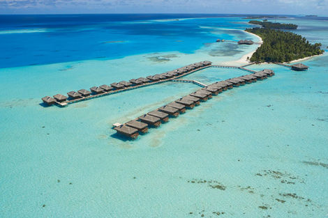 Maldives-Male, Hôtel Medhufushi Island Resort 4*