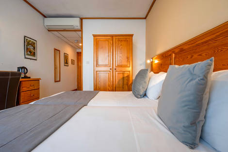 Chambre Vue Chapelle