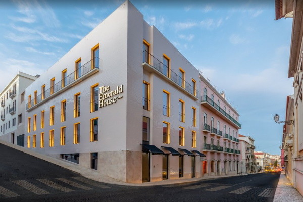 Portugal : Hôtel The Emerald House Lisbon, Curio Collection by Hilton