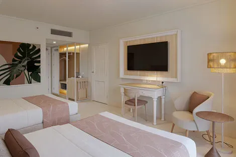 Chambre Club Tropical View