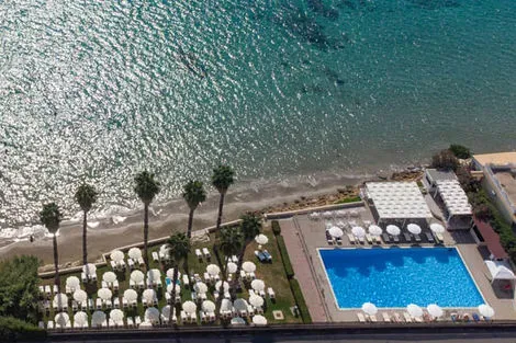 Piscine vue aérienne