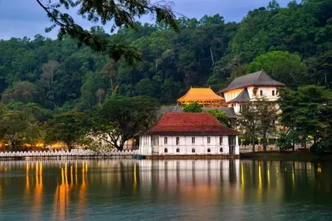 Circuit Grand tour du Sri Lanka + ext. 3 nuits Naya Collection Blue Waters 5* - Privatif base 2 pers. colombo Sri Lanka