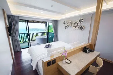 Andaman Cannacia Resort Phuket 5* : chambre