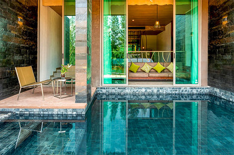 Suite Swim Up