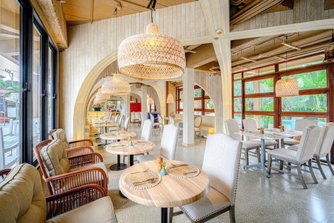 restaurant