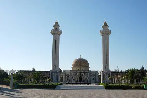 Circuit Découverte de la Tunisie + El Mouradi Skanes monastir Tunisie