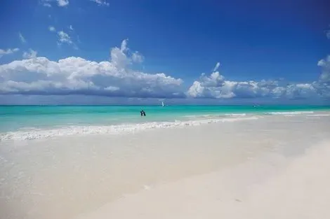 Zanzibar : Hôtel Diamonds Mapenzi Beach (vol de nuit)