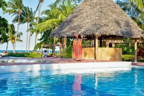 Pool bar